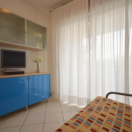 Super Family Friendly Villaggio Planetarium 2 Bedroom Sleeps 6 *