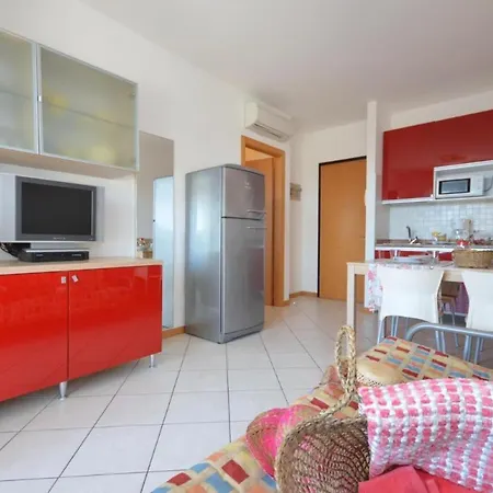 Super Family Friendly Villaggio Planetarium 2 Bedroom Sleeps 6 アパート